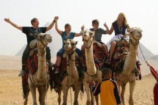 Egypt tours to pyramids