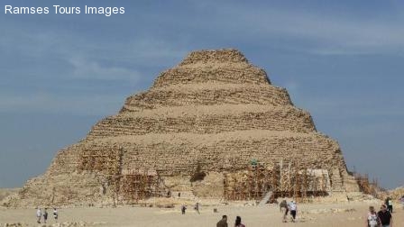 visit-pyramids