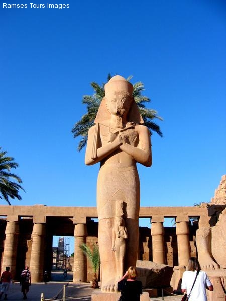 Karnak temple Statue of Ramses