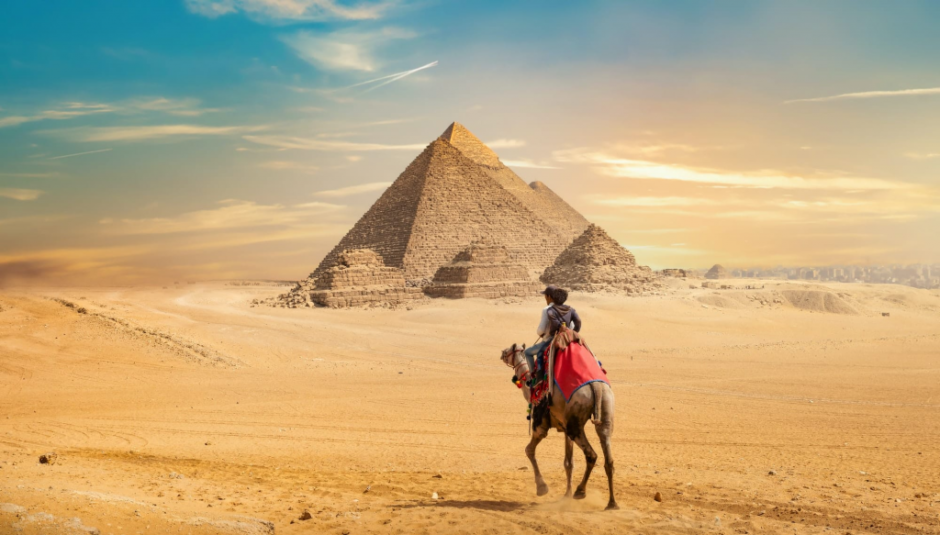 pyramid tours in cairo