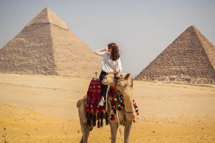 Camel ride at Giza Pyramids plateau